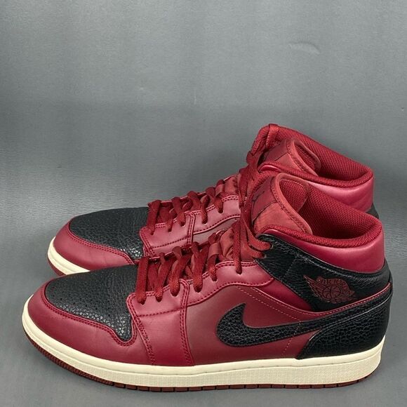 Nike Jordan 1 Retro Mid Team Red Black sneaker shoes mens size 10 - Picture 2 of 8